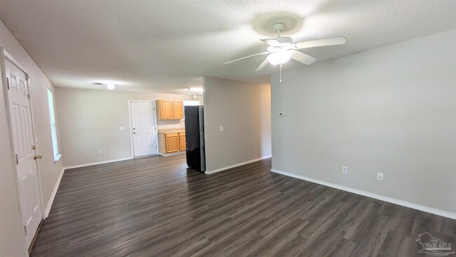Building Photo - 8660 Figland Ave