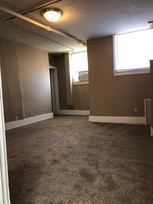 Building Photo - Vintage One Bedroom Apartment in Dundee