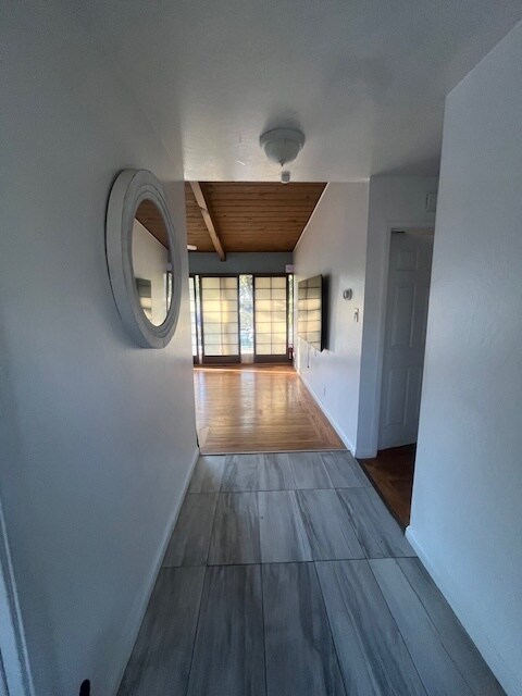 Foto del edificio - 1040 E Meadow Ave