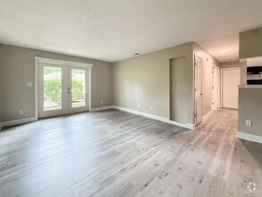 Building Photo - 500 N Crow Rd