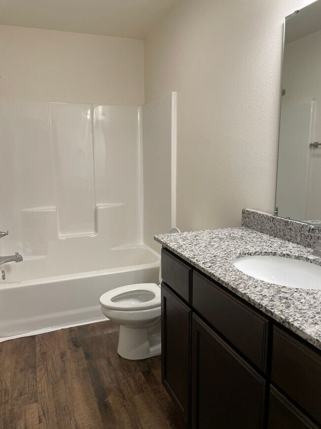 Foto del edificio - COMING SOON: 3BR/2BA Home in Nice Neighborhood in Webb City, MO.