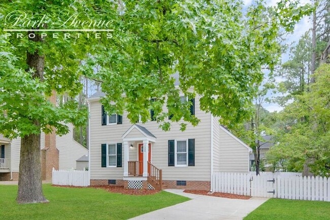 Building Photo - 7300 Bassett Hall Ct