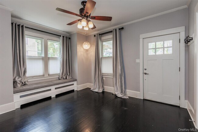 Foto del edificio - 60 Jackson Ave