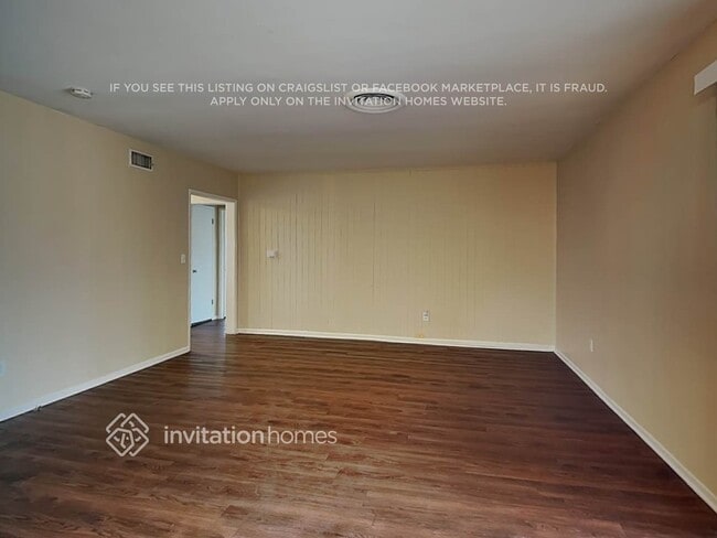 Building Photo - 9256 Swinton Ave
