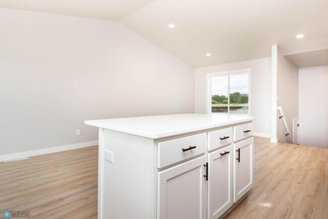 Foto del edificio - 6718 68th St S