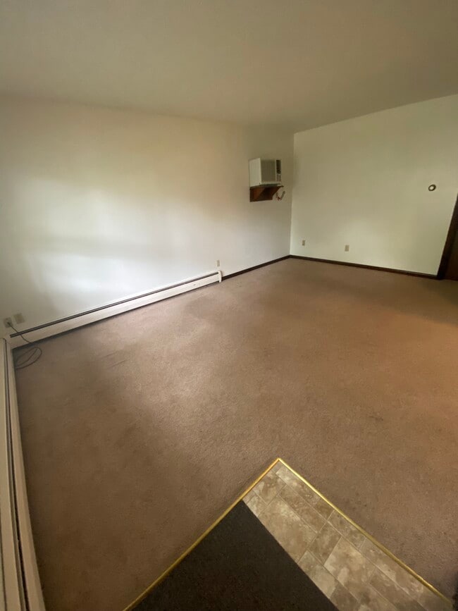 Building Photo - 429