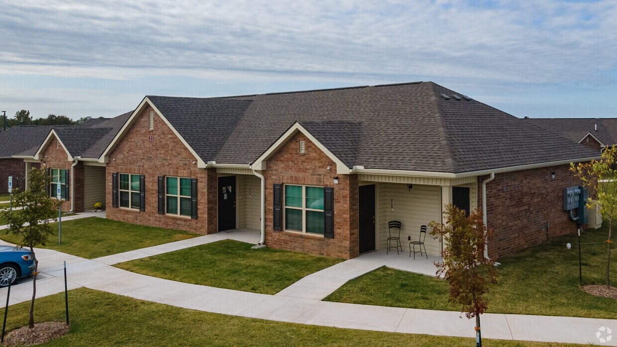 Greenwood Estates Apartments Oklahoma City Ok Apartments Com