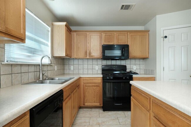 Building Photo - 1415 Mickey Mantle Pl