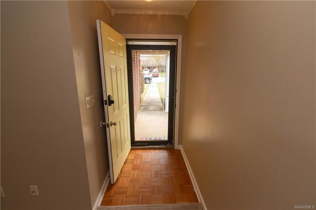 Building Photo - 8357 Grand Oak Ct