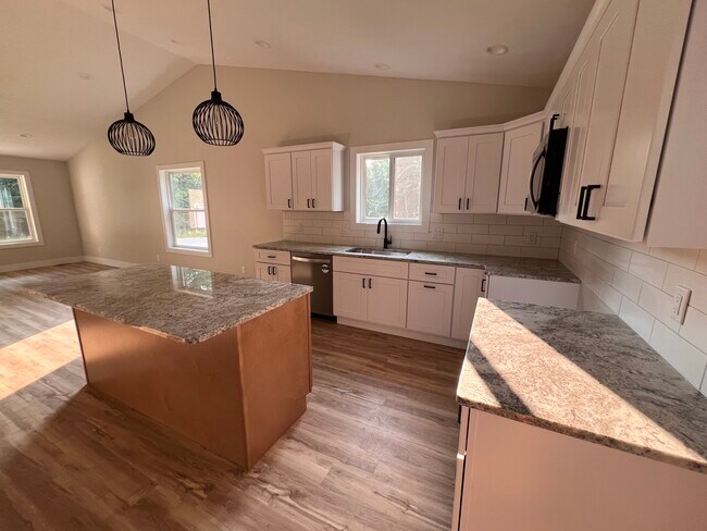 Foto del edificio - 1092 Birmley Estates Dr