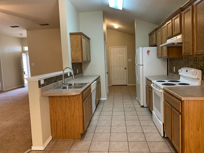 Foto del edificio - 6717 89th St