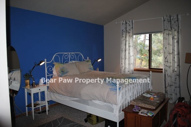 Building Photo - Great Mountain Home in Evergreen!!