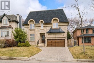 Building Photo - 210 Maplehurst Ave