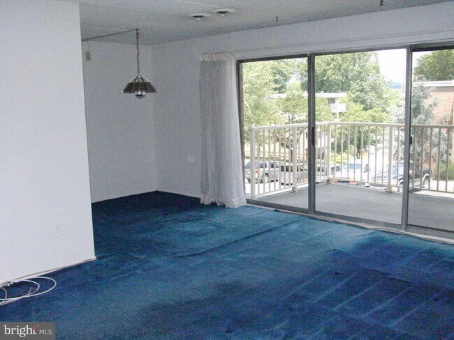 Building Photo - 2630 Wagon Dr