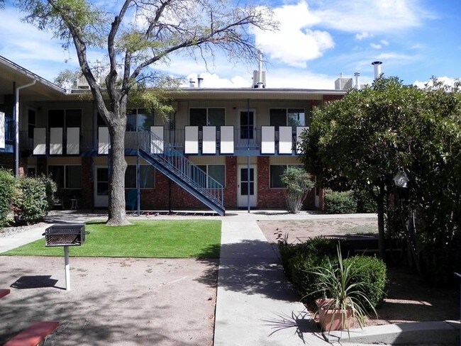 Foto del edificio - 2112 Moon St NE