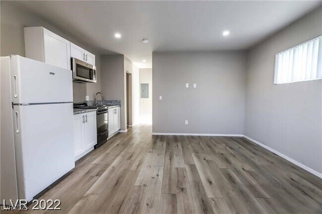 Foto del edificio - 2201 Fairfield Ave
