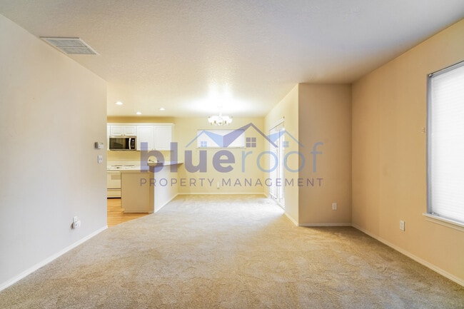 Building Photo - 16786 NW Oak Creek Dr