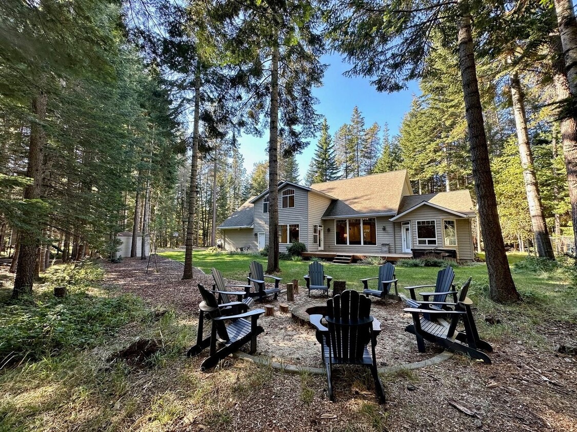 Primary Photo - Spectacular Executive Home