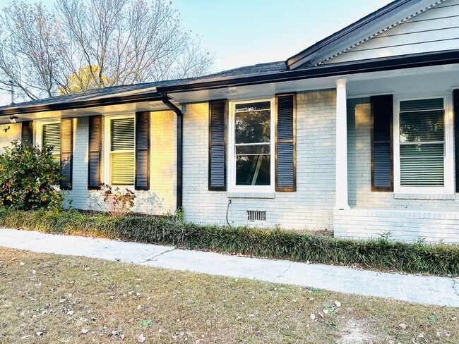 Foto del edificio - 2664 Abington Dr SW