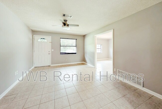 Building Photo - 4809 Seaboard Ave