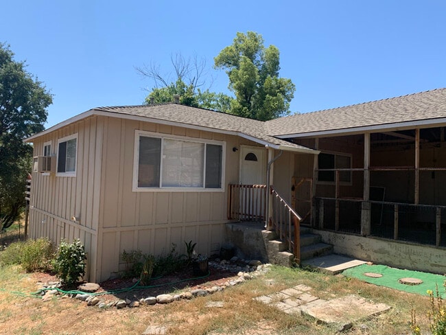 Building Photo - 4258 Howard Cir