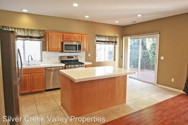 Foto del edificio - 4 br, 2.5 bath House - 427 Chelsea Xing