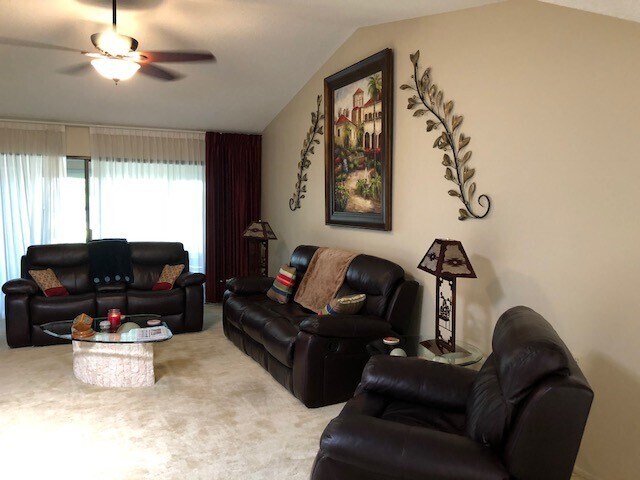 Foto del edificio - 45+ Active Adult Community  Seasonal Summer Rental Only.  Available starting May through October ...