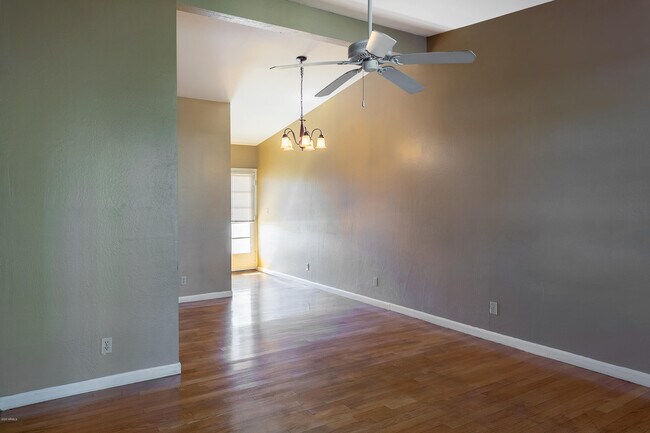 Building Photo - 1449 E Highland Ave