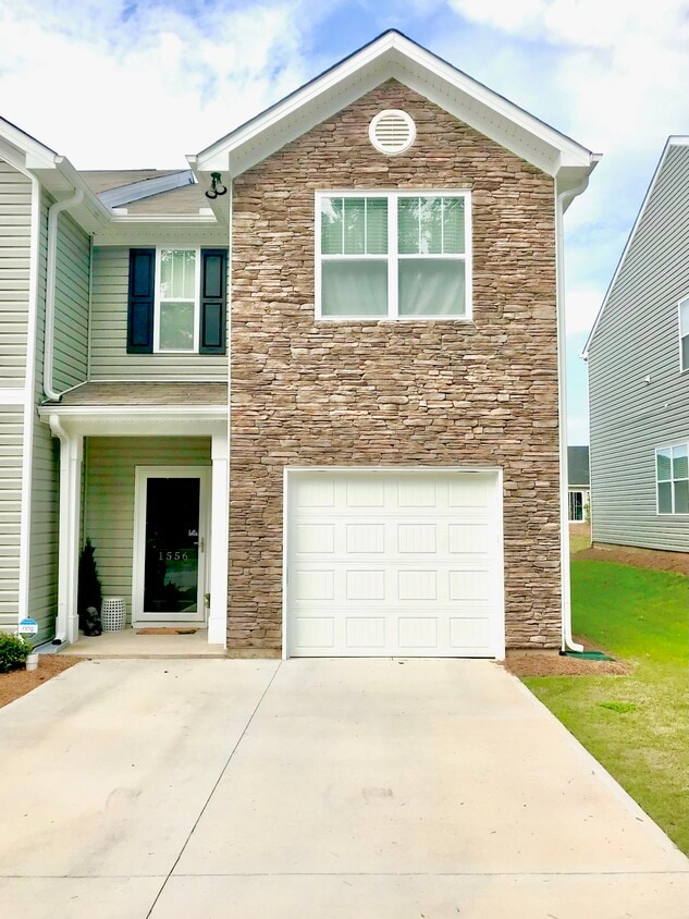 1556 Katherine Ct, Spartanburg, SC 29316 House for Rent in