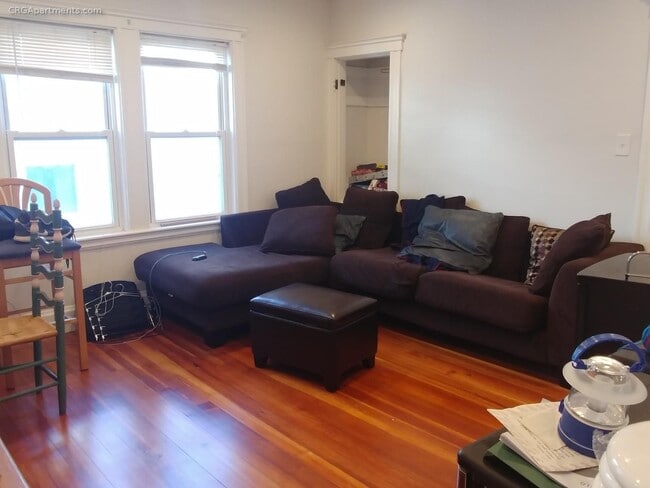 Building Photo - 47 Bowdoin St