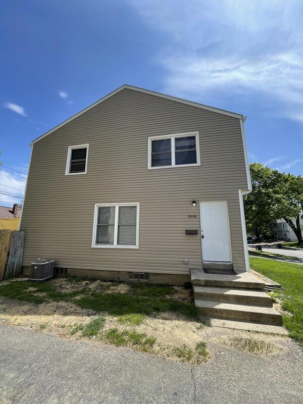 Foto principal - 3446 Kimberly Ave