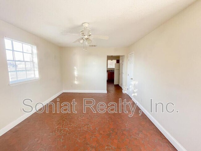 Building Photo - 3609 Golden Drive