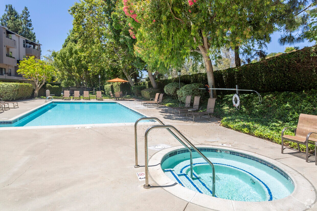 Elan Terraza La Jolla Apartments in San Diego, CA Westside Rentals