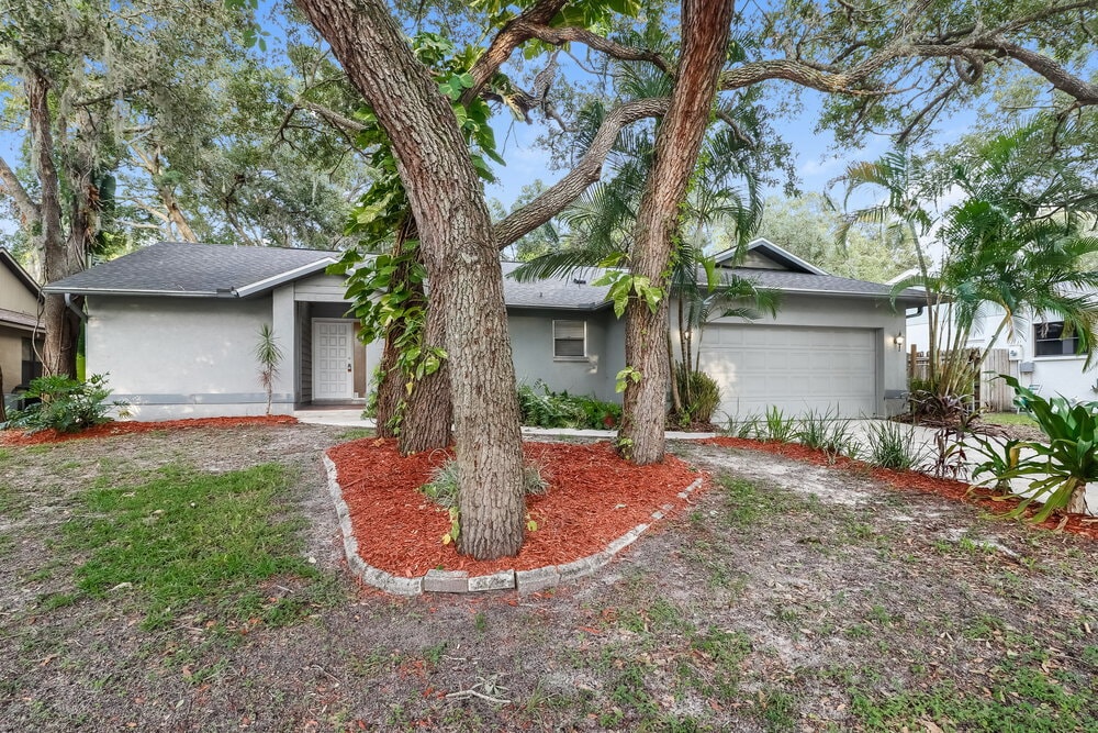 Primary Photo - 2157 Black Oak Ct