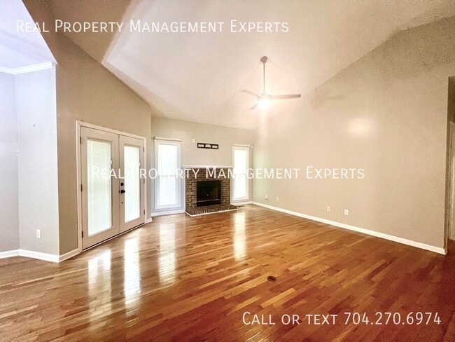 Building Photo - 7301 Gilead Rd