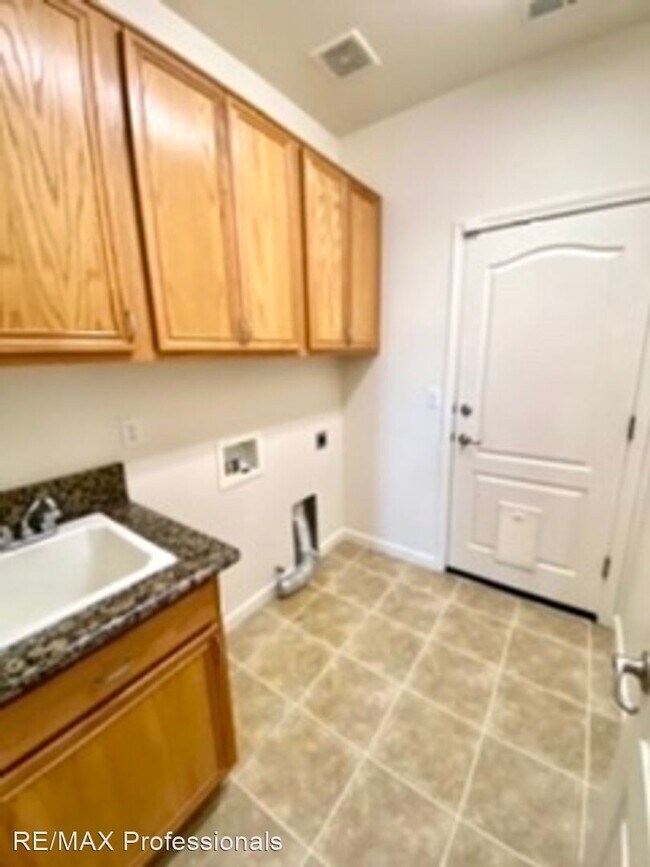 Foto del edificio - 4 br, 2 bath House - 3684 VIRGO CT.