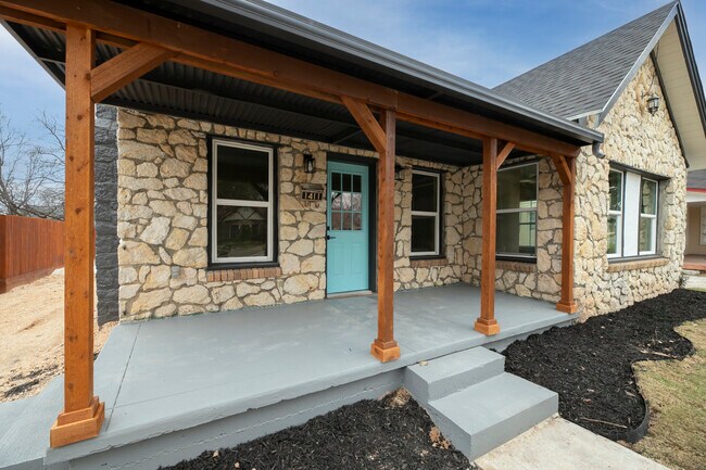 Foto del edificio - 1411 McKinley Ave