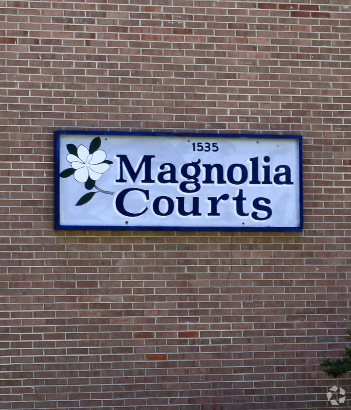 Foto del edificio - Magnolia Courts