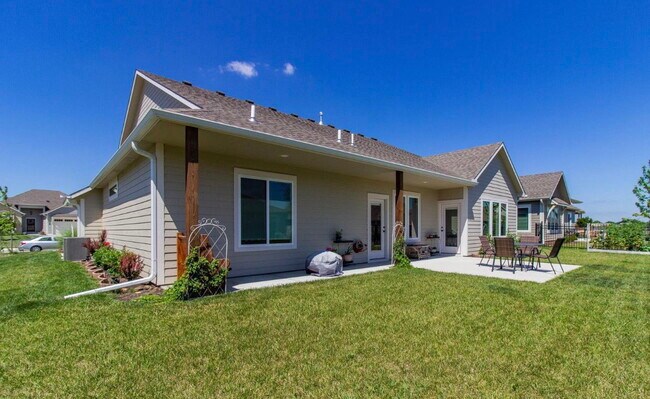 Building Photo - 5217 Cedar Grv Wy