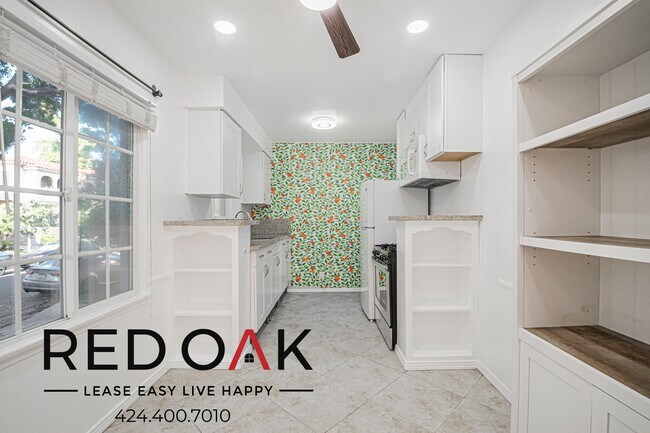 Foto del edificio - 340 N Curson Ave