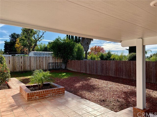 Foto del edificio - 25181 MacKenzie St