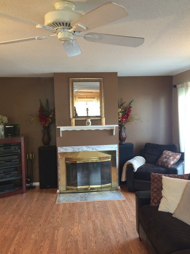 15 Birch Ln, East Haven, CT 06513 Condo for Rent in East Haven, CT