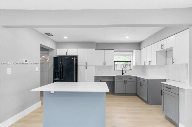Building Photo - 3801 N 66th Ave