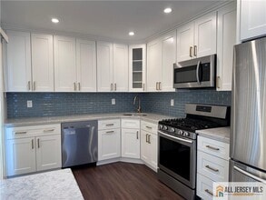 Building Photo - 12 Covington Ct