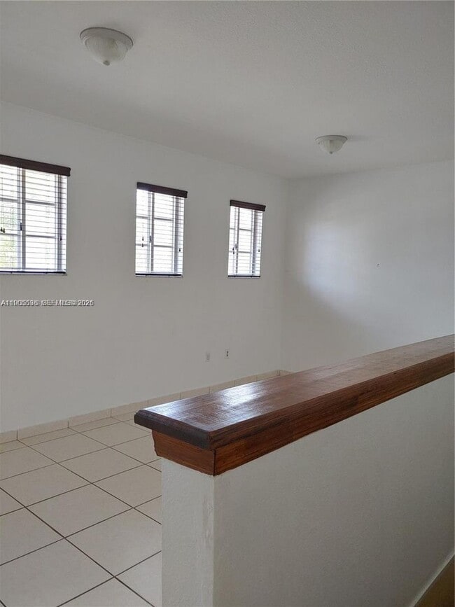 Foto del edificio - 7510 NW 175th St