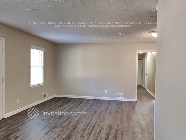 Building Photo - 3930 Grove Trail