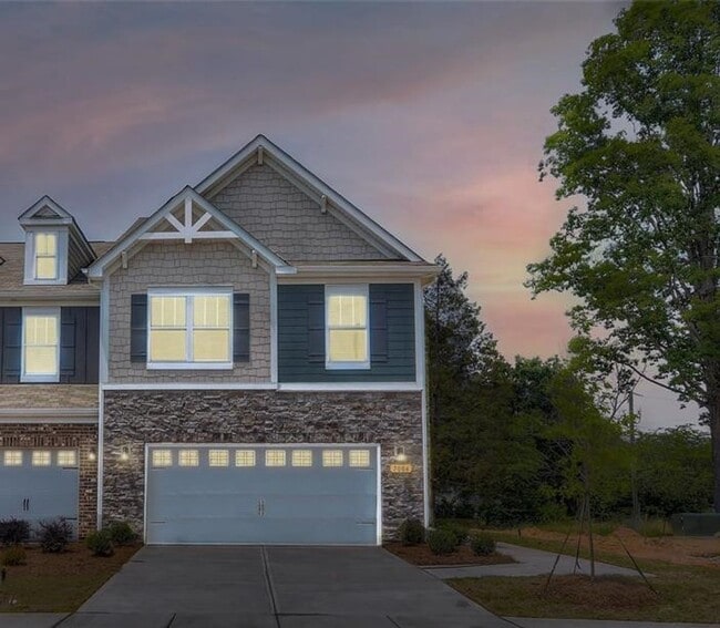 Like New Townhome in Beautiful North Charl... - Like New Townhome in Beautiful North Charl...
