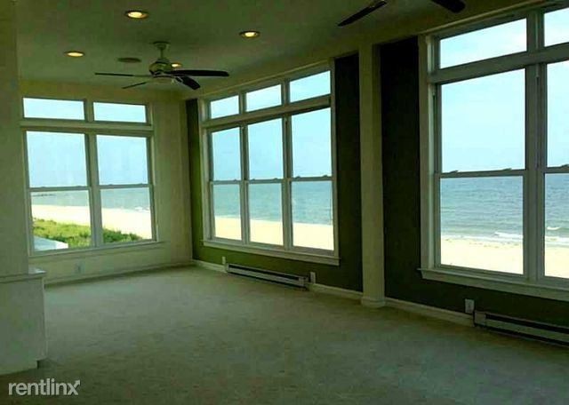 Primary Photo - 3 br, 3 bath Apartment - 14 Bay Front Pl