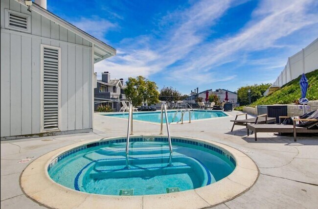 Foto del edificio - 3340 Cherokee Ave