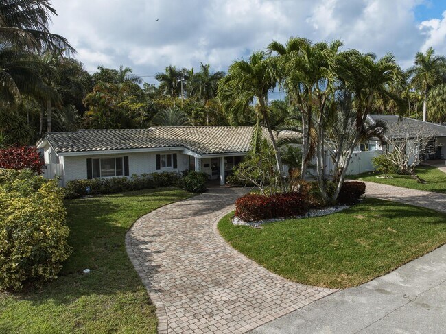 Foto del edificio - 3036 NE 19th St